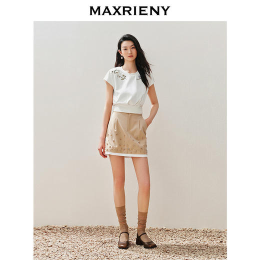 玛克门店发货：MAXRIENY复古绣花钉珠休闲T恤优雅花卉印花(货号:MC85TS004) 商品图1