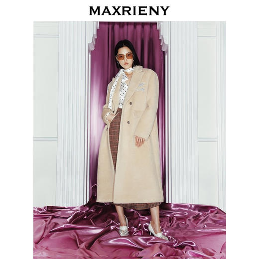 玛克门店发货：【MAXRIENY x Hello Kitty联名系列】羊毛直筒外套(货号:MC88CT776) 商品图3