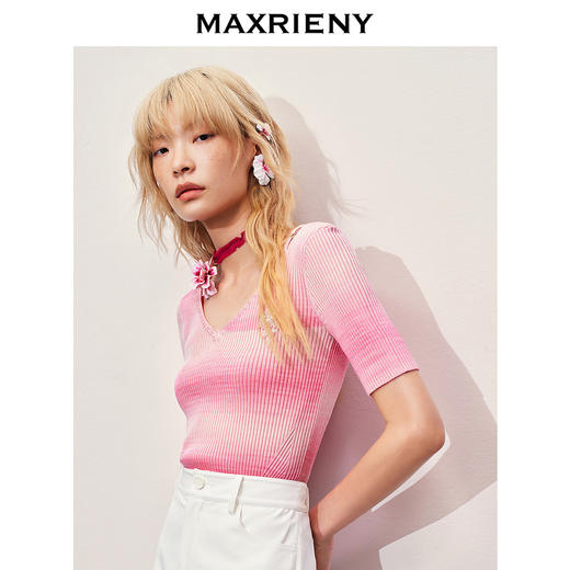 马克门店发货：MAXRIENY浪漫复古感V领渐变色套头毛衫女(货号:MC85SW307) 商品图2