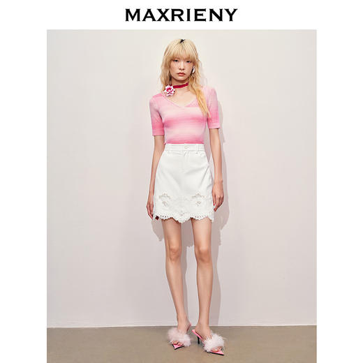 马克门店发货：MAXRIENY浪漫复古感V领渐变色套头毛衫女(货号:MC85SW307) 商品图1