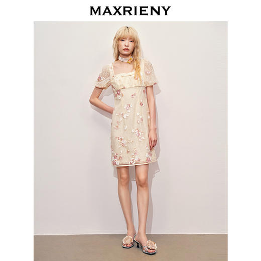 玛克门店发货：MAXRIENY蕾丝钉珠甜美亮片花朵连衣裙2024夏季新品(货号:MC85DR374) 商品图1