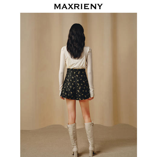 玛克门店发货：MAXRIENY复古米珠蝴蝶结毛衫(货号:MC88SW793) 商品图2