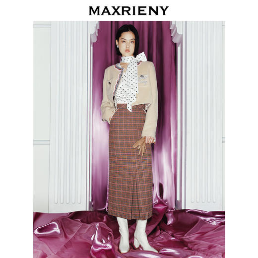 玛克门店发货：hellokitty联名款波点衬衫女上衣(货号:MC88TP803) 商品图2