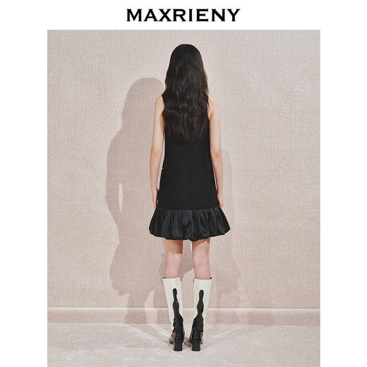 【贵雅日常-商场同款】MAXRIENY浪漫少女感挂脖小A裙钻链连衣裙(货号:MC85DR517) 商品图3