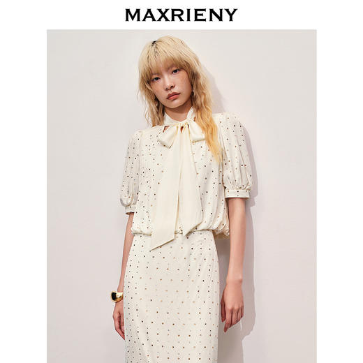 玛克门店发货：MAXRIENY甜美烫钻波点蝴蝶结上衣(货号:MC85TP089) 商品图2