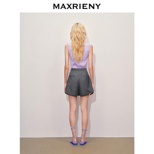 玛克门店发货：MAXRIENY*华丽毛衫条纹珠光POLO领上衣(货号:MC85SW310) 商品图3