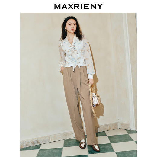 【英式雅皮士-商场同款】MAXRIENY浪漫复古飘领系带印花衬衫上衣(货号:MC85TP036) 商品图2