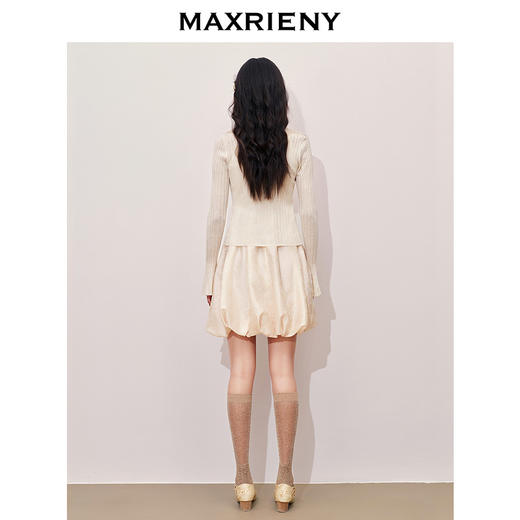 玛克门店发货：MAXRIENY钉珠装饰系带针织开衫外套2024秋冬外搭小衫(货号:MC85JA281) 商品图3