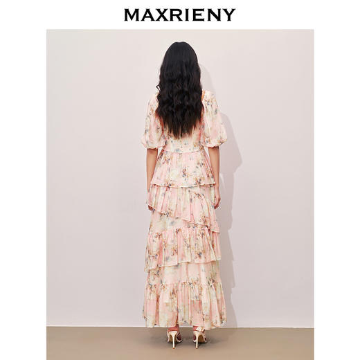 玛克门店发货：MAXRIENY大方领浪漫复古抽褶连衣裙(货号:MC85DR368) 商品图3
