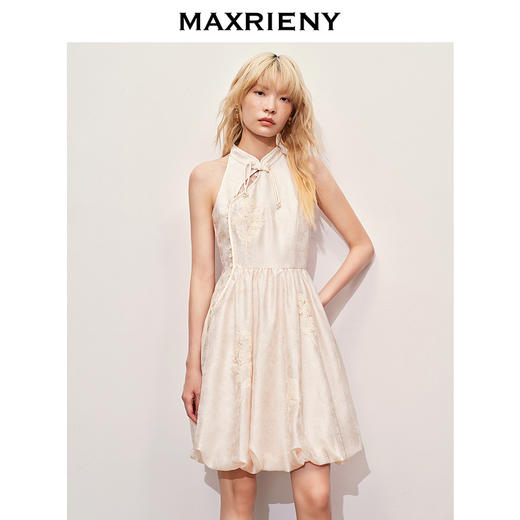玛克门店发货：MAXRIENY华丽新中式玫瑰钉珠流苏连衣裙(货号:MC85DR351) 商品图1