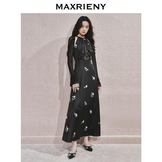 玛克门店发货：MAXRIENY华丽宫廷风玫瑰蕾丝连衣裙2024秋冬新款(货号:MC85DR560) 商品图1