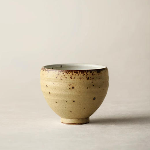 粗陶小茶杯 窑变黄 商品图0