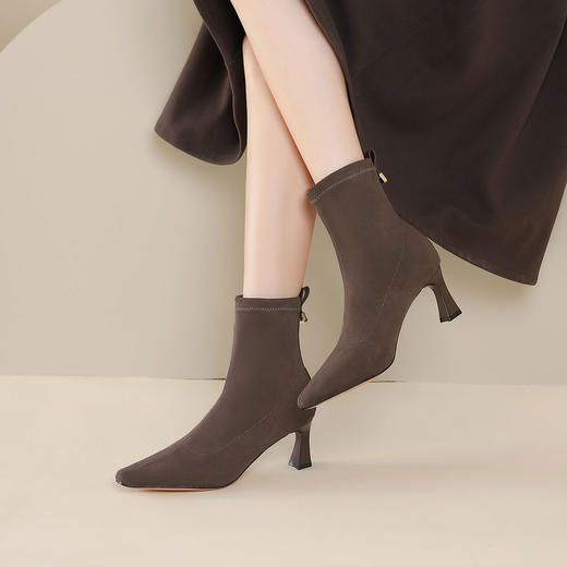 西村名物2024年冬季新款小尖头细高跟切尔西靴T24DS46831 商品图5