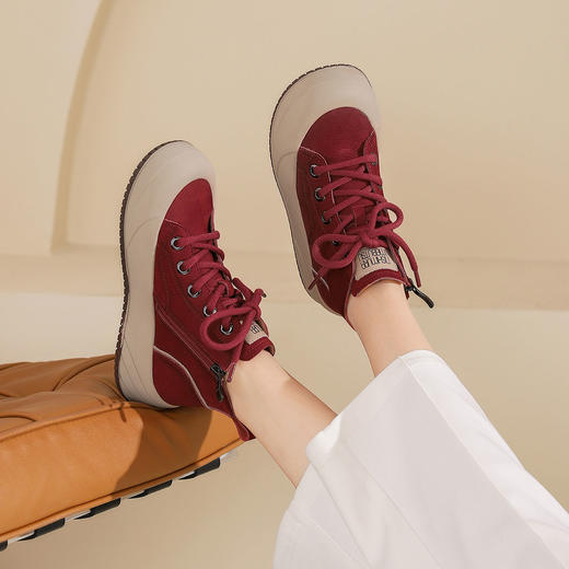 西村名物2024年冬季新款小圆厚底高跟马丁靴T24DS46921 商品图1