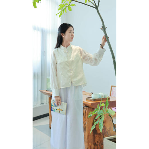 【线上专属】马甲（24704166-凝脂） 商品图0