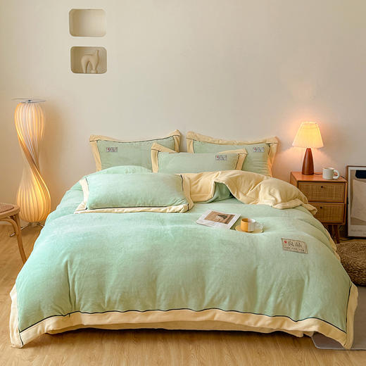 【换季出清】自然醒A类良品纯色双拼牛奶绒四件套秋冬季新款珊瑚绒法兰绒被套宿舍单人三件套QJ  商品图1