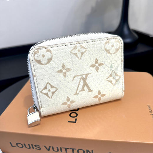 Lv 白金 蛇皮 钱包 商品图1