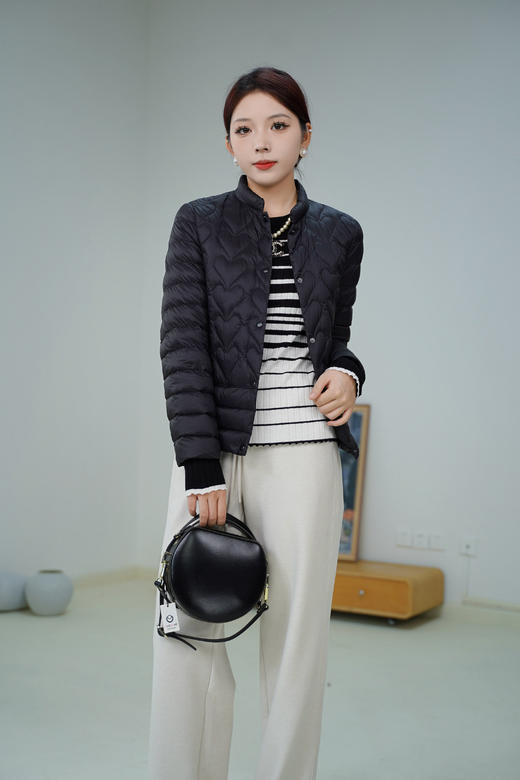 爆款现货 臣禾 【爱心羽绒服】绗缝保暖短外套90鸭绒9234072052 商品图11