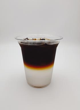 椰青冰美式