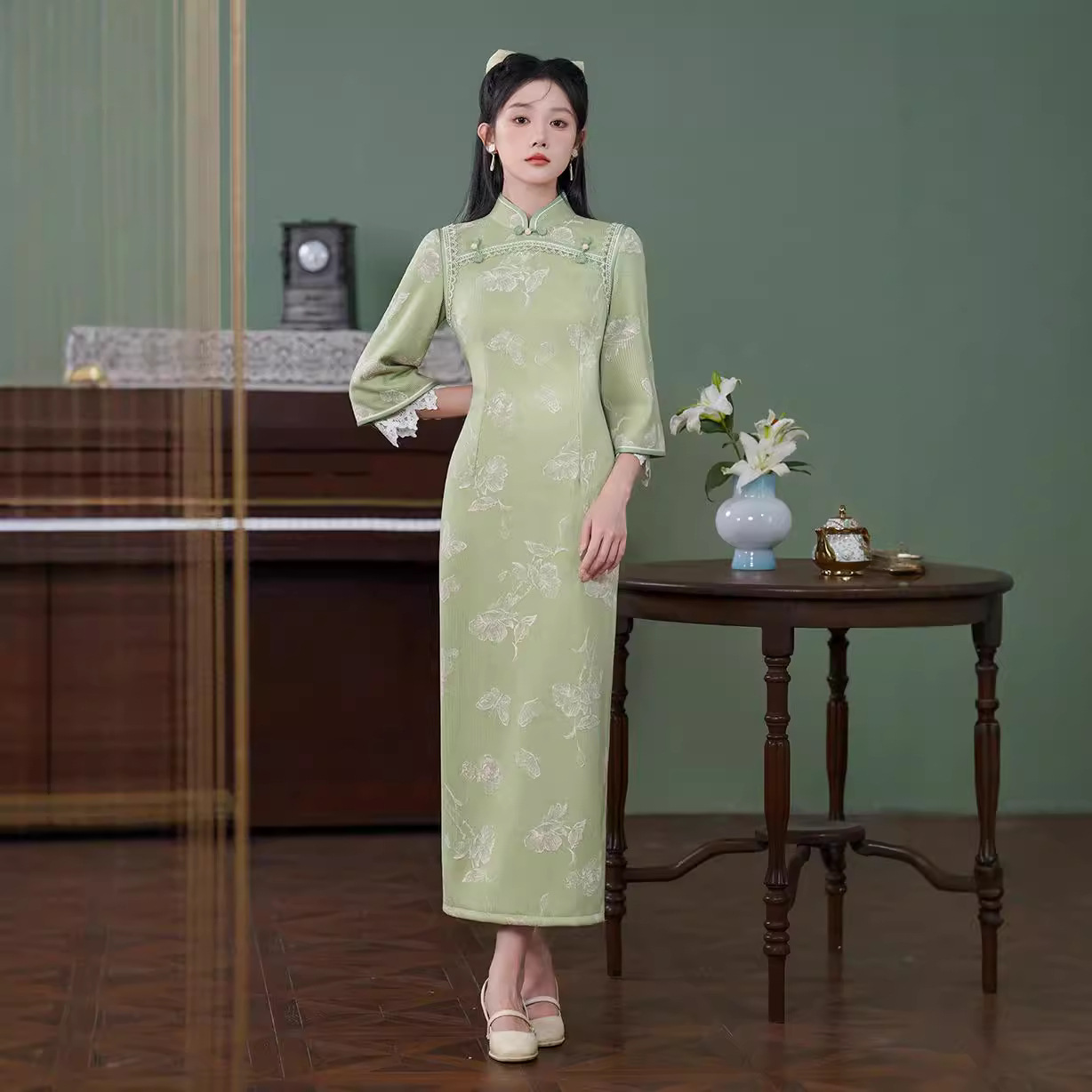 2024年秋季新款改良日常修身改良气质年轻款方襟长款国风旗袍xl1129