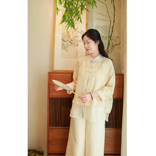 【2026东衣作】圆领衬衫（24710861米汤娇） 商品图2