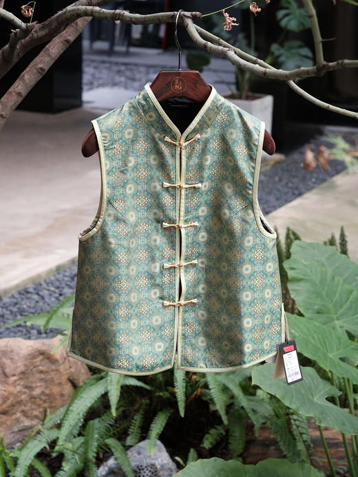 盛唐牡丹| 宝相花纹重缎宋锦双面穿马甲[特价品] 商品图5