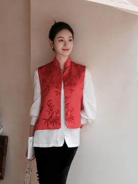 盛唐牡丹| 丹罽红梅兰竹菊漳缎马甲-钉珠款(钉珠花纹随机）