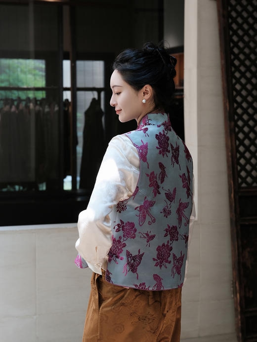 瑕疵|盛唐牡丹 |秋波蓝底色真丝漳绒马甲[特价品] 商品图3