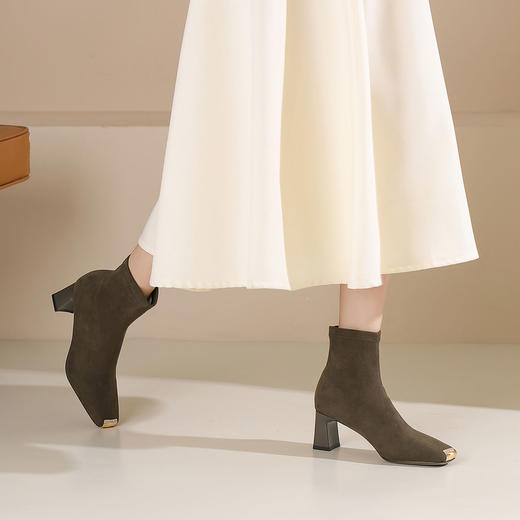 西村名物2024年秋冬新款舒适粗跟中高跟切尔西靴T24DS46811 商品图6