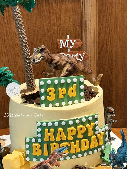 「侏罗纪·恐龙公园」岁数可改·翻糖巧克力·100%动物奶油（附图6寸加高·提前4天预订） 商品图1