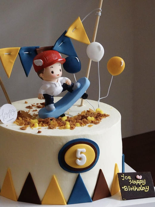 「滑板男孩」岁数可改·翻糖巧克力·100%动物奶油（附图6寸·提前4天预订） 商品图1