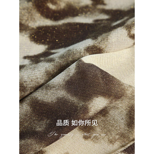 COCOBELLA水墨印花金葱网纱T恤女微透视内搭高领打底衫TS3020 商品图3