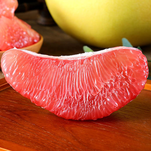 【采购下架】【助农】山水龙城老树三红柚4.5-5斤（2个，单果1.7-2.5斤） 商品图1