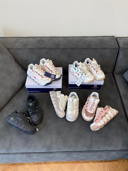 斐乐可颂面包鞋 手捏可颂，造型鞋底融合意式美学 商品图2