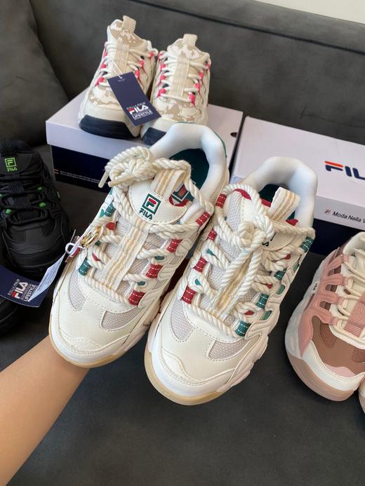 斐乐可颂面包鞋 手捏可颂，造型鞋底融合意式美学 商品图5