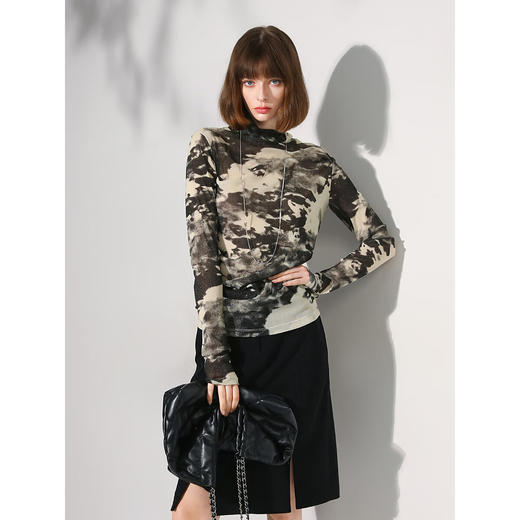 COCOBELLA水墨印花金葱网纱T恤女微透视内搭高领打底衫TS3020 商品图2