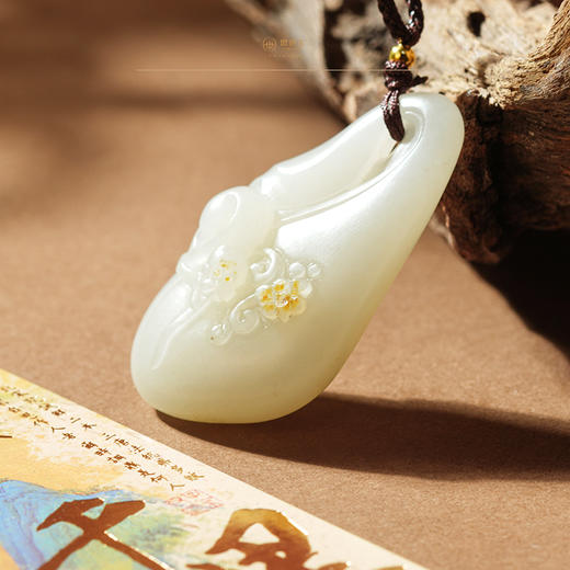 新疆国玉盟世玉和田玉孟庆东作品 白玉挂件 猴 蝴蝶【带证书·顺丰物流】 商品图2