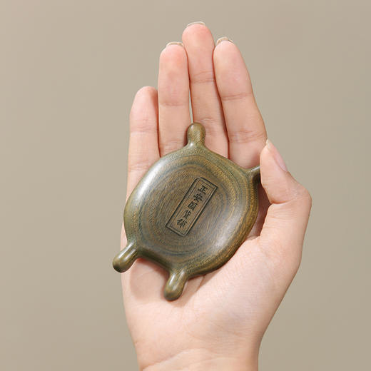 正安国货 玄龟绿檀木按摩器 点按压多功能多部位使用 配赠宋锦材质布袋 商品图0