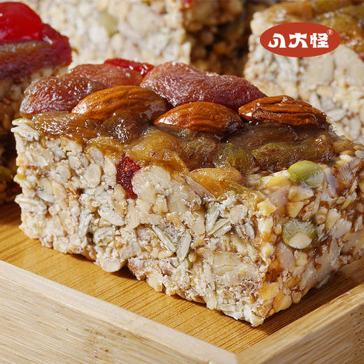 【严选】【新疆风味 均衡配比6种坚果4种果干 】新疆八大怪 新疆切糕500g传统整块（厂家直发） 商品图2