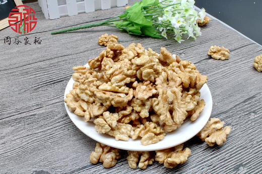 成县老树核桃果+核桃仁白      营养香脆 商品图1