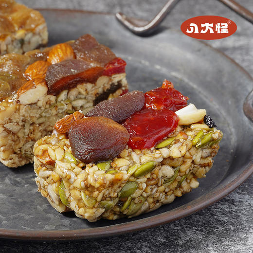 【严选】【新疆风味 均衡配比6种坚果4种果干 】新疆八大怪 新疆切糕500g传统整块（厂家直发） 商品图3