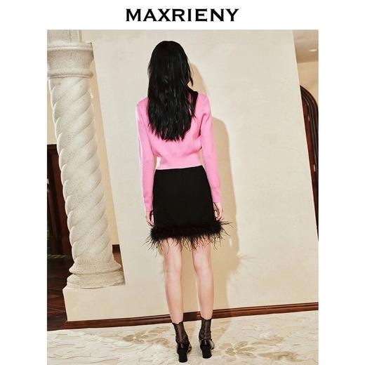 玛克门店发货：MAXRIENYKitty粉小香套头针织毛衫(货号:MC88JA842) 商品图2