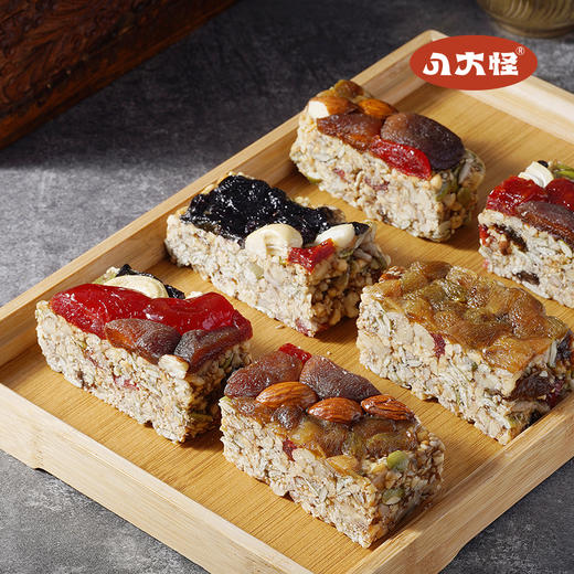 【严选】【新疆风味 均衡配比6种坚果4种果干 】新疆八大怪 新疆切糕500g传统整块（厂家直发） 商品图0