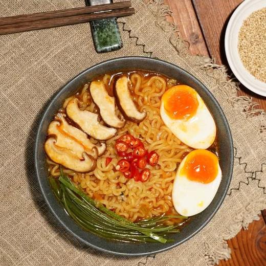 【不倒翁】韩国进口金拉面 120g | 韩式正宗拉面风味 | 进口品质·非油炸更健康 | 面条劲道·汤底浓郁 | 韩剧同款·宿舍速食·追剧零食· 商品图5