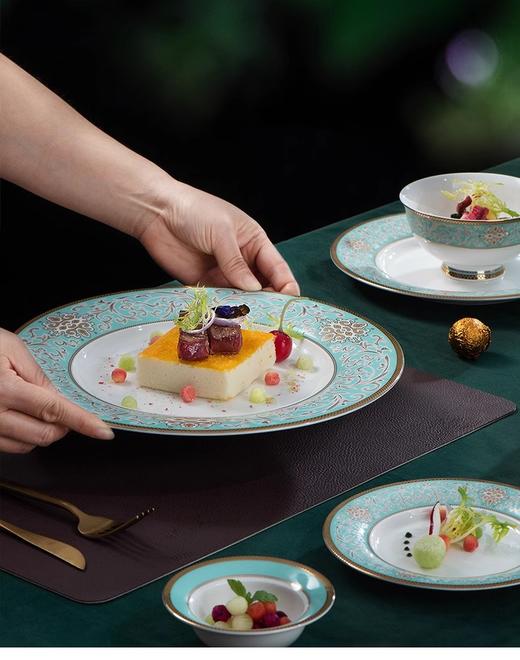 【样品特惠5.5折，无原包装仅1套，无货退款】雷澳娜高档骨瓷餐具碗碟套装家用欧式金边碗盘结婚礼品金域蓝湾10人用52头中餐具【不支持补差，非质量问题不退不换】S 商品图3