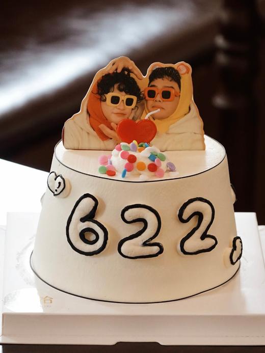 「情侣·订制照片」周年纪念日·巧克力糯米糖纸·100%动物奶油（附图5寸·提前24小时预订） 商品图0