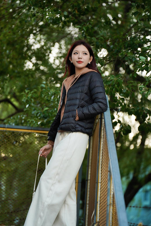 现货臣禾【公主线排骨羽绒服】【90白鸭绒】立领正肩羽绒服 JZ244070352 商品图11