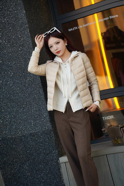 现货臣禾【公主线排骨羽绒服】【90白鸭绒】立领正肩羽绒服 JZ244070352 商品图5