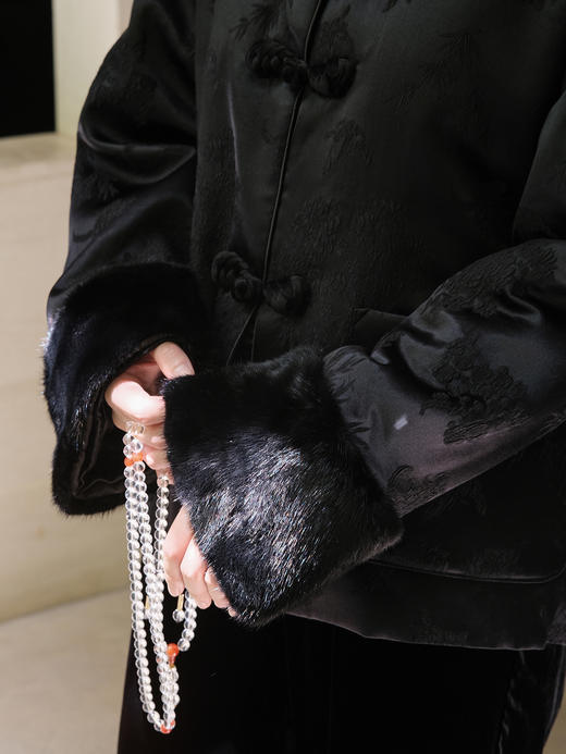 盛唐牡丹|梅兰竹菊冠乐绉配水貂毛棉服 商品图2