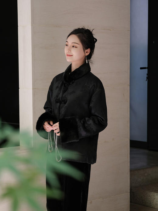 盛唐牡丹|梅兰竹菊冠乐绉配水貂毛棉服 商品图4